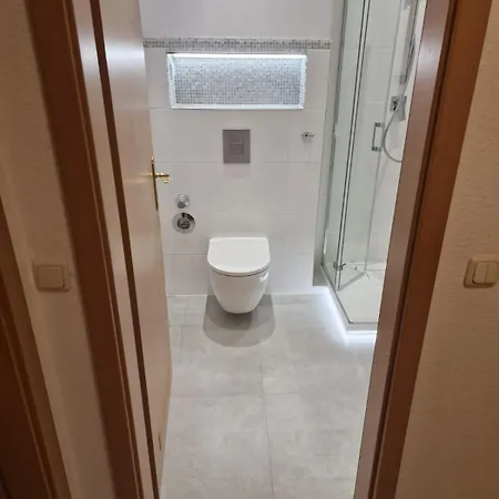 Strandnah - Erste Meereslinie - Balkon - Gratis Stellplatz - Sauna Appartement *