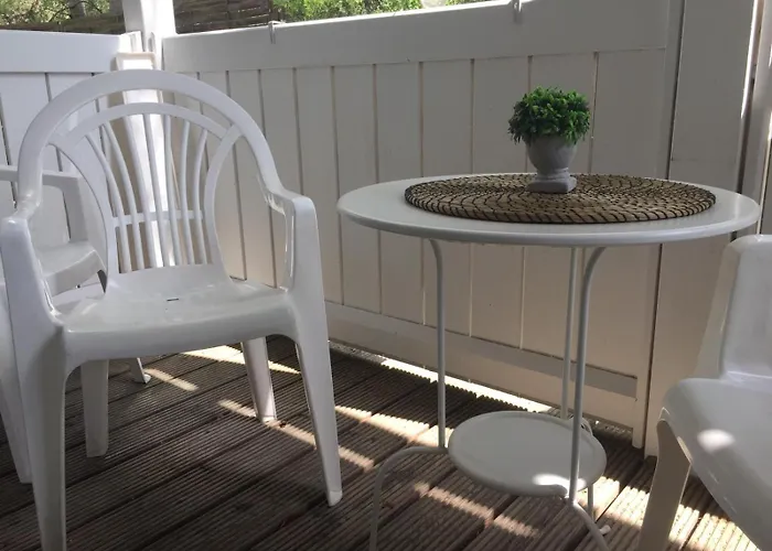 Strandnah - Erste Meereslinie - Balkon - Gratis Stellplatz - Sauna